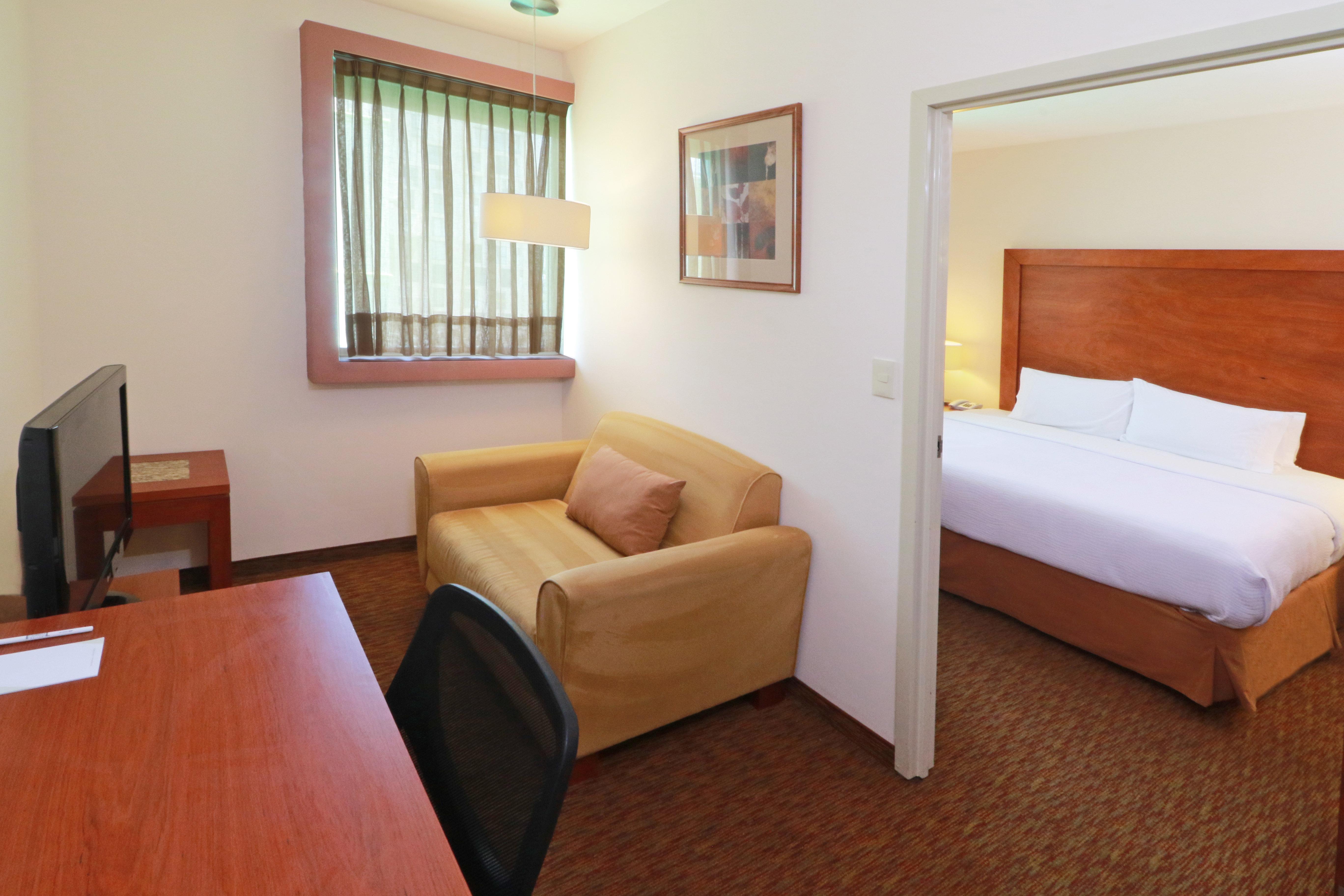 Hotel Staybridge Queretaro By Ihg