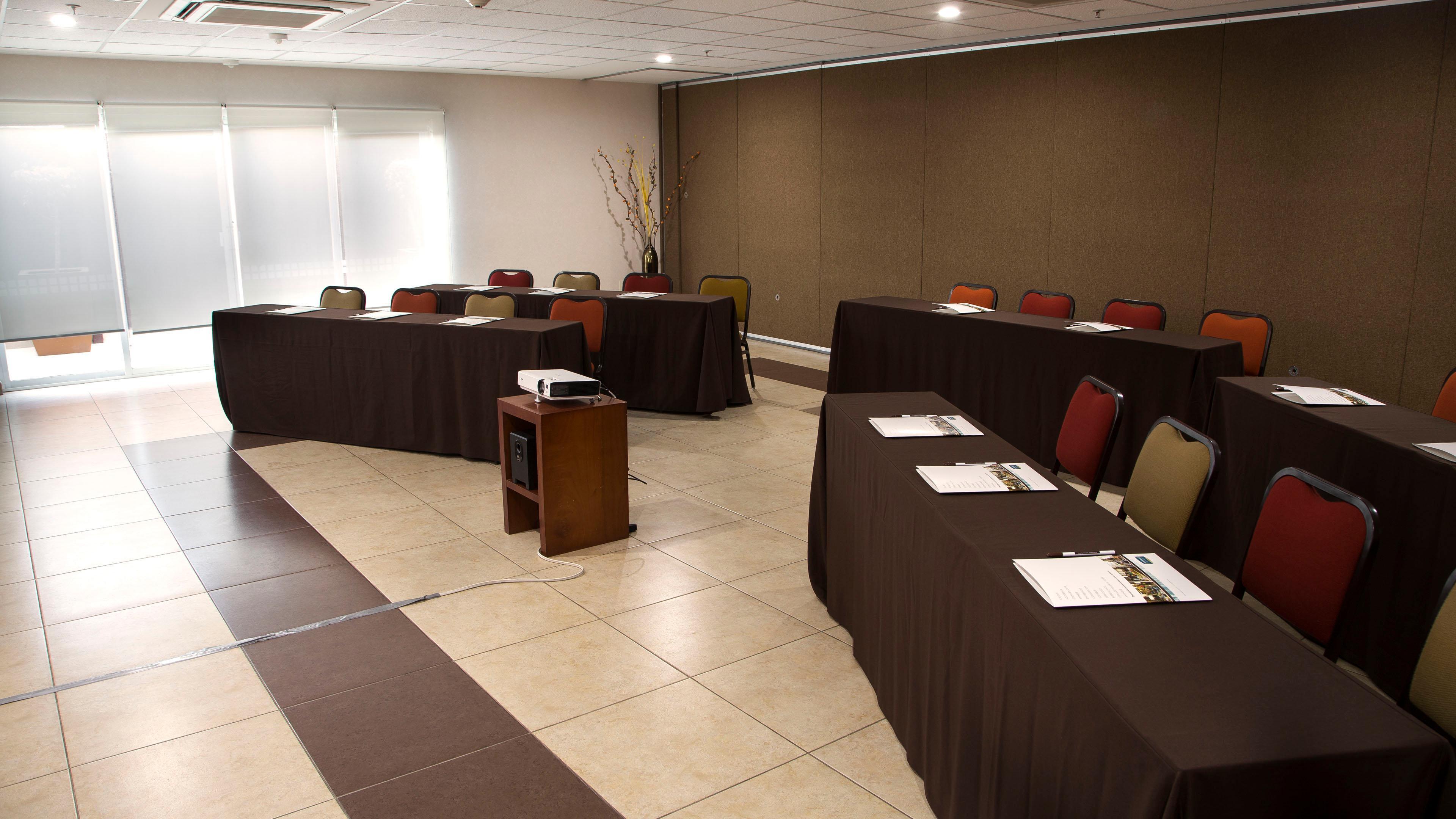 Hotel Staybridge Queretaro By Ihg El Salitre
