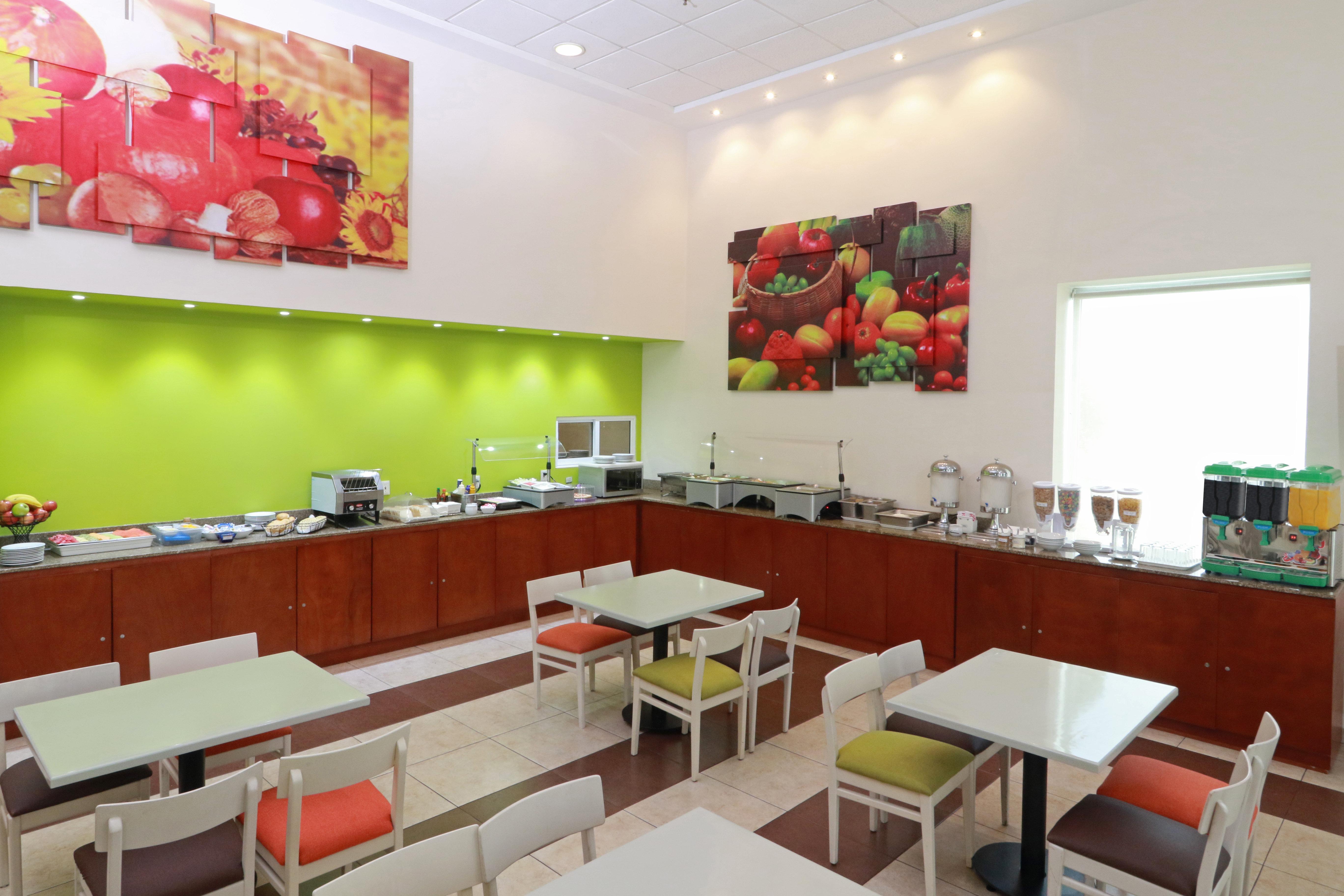 Staybridge Queretaro By Ihg 3* El Salitre