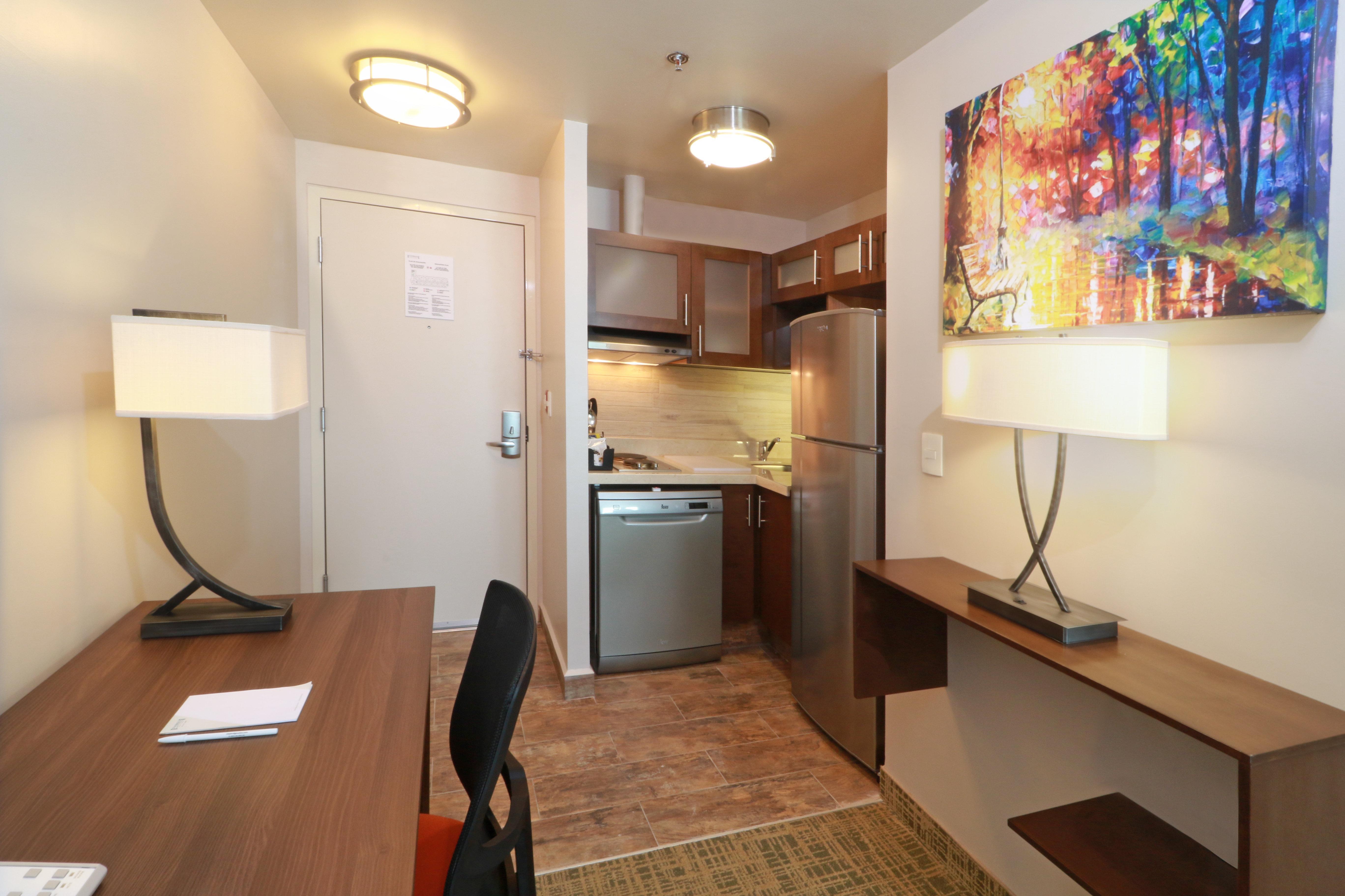 Hotel Staybridge Queretaro By Ihg 3*