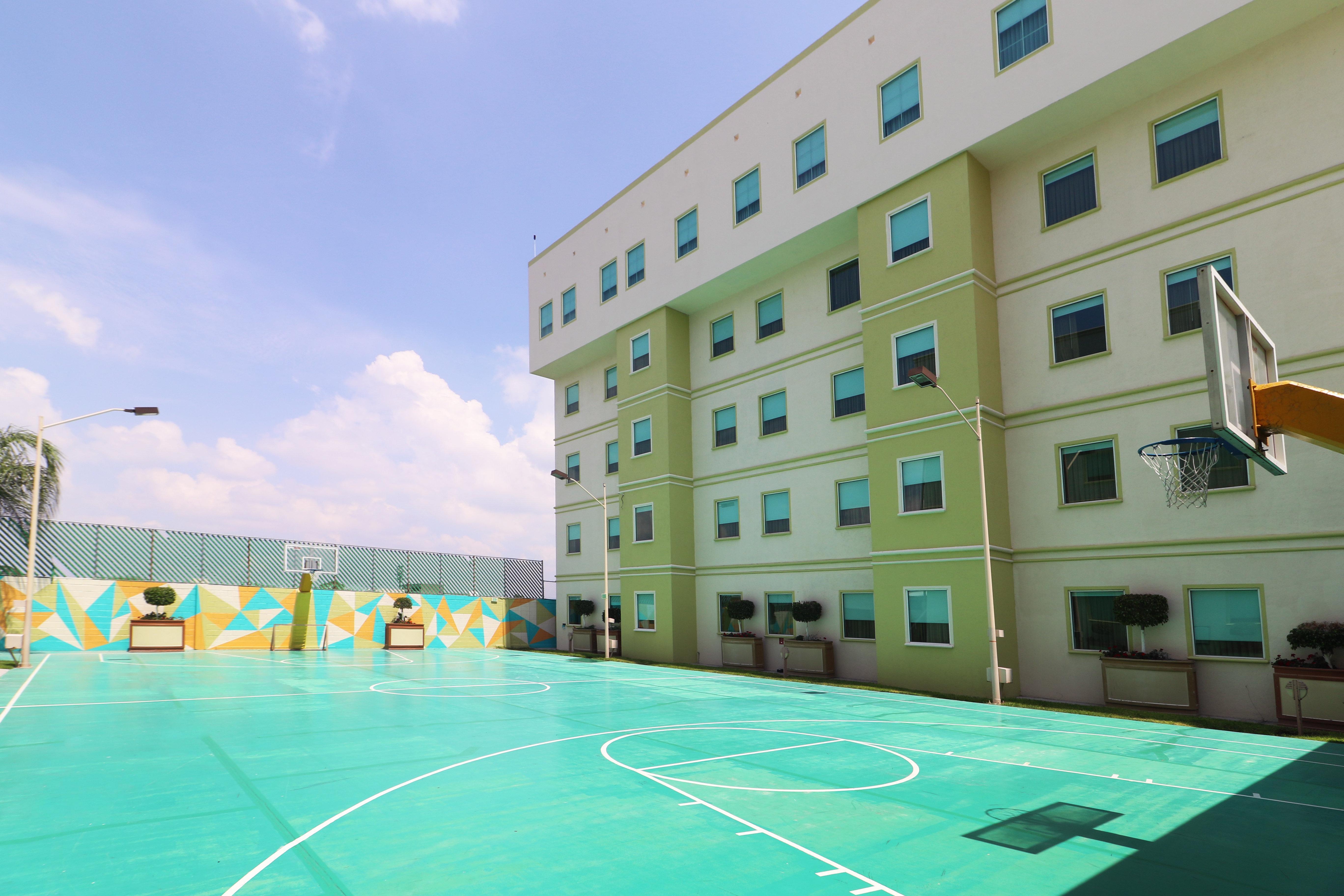Hotel Staybridge Queretaro By Ihg 3*